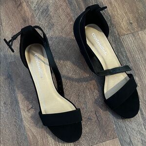 City Classified Black Matte Heels Size 8
